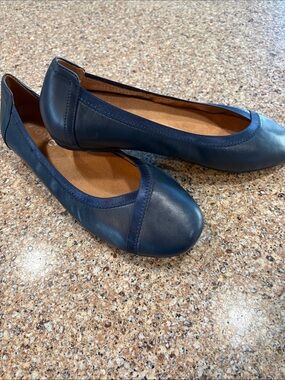 Vionic CAROLL Navy Blue Ballet Flat Women’s 8W LNWOT